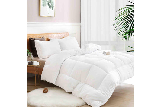 Ramesses 800gsm Ultra Soft Microfiber Down Quilt